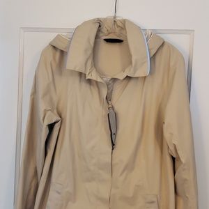 Lululemon raincoat